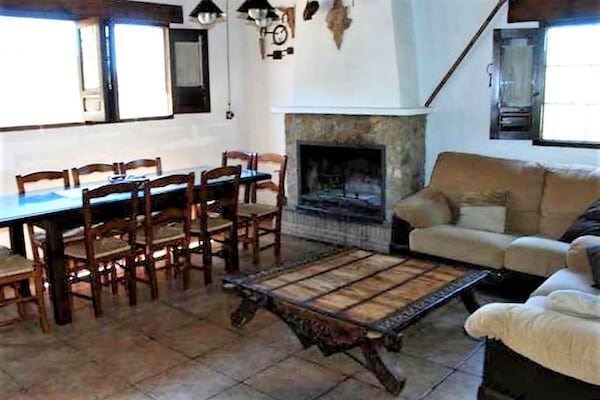 Foto van Cottage in Andalusië bij Sierras Subbéticas - Vakantiehuis in Andalucía - LivingRoom