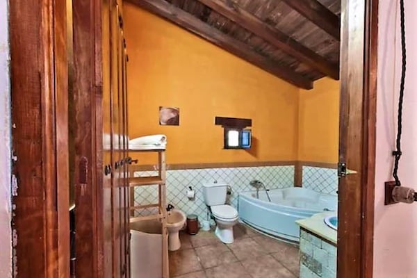 Foto van Cottage in Andalusië bij Sierras Subbéticas - Vakantiehuis in Andalucía - BathRoom