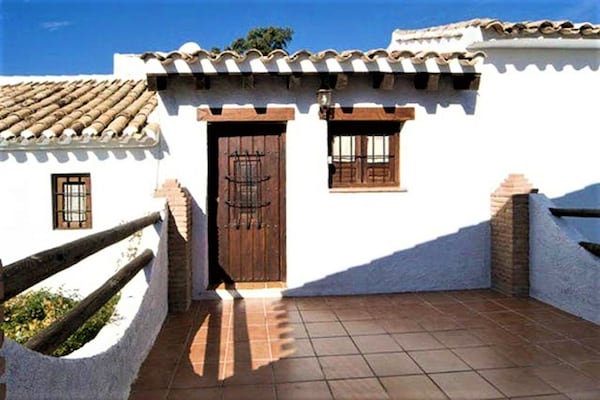 Foto van Cottage in Andalusië bij Sierras Subbéticas - Vakantiehuis in Andalucía - TerraceBalcony