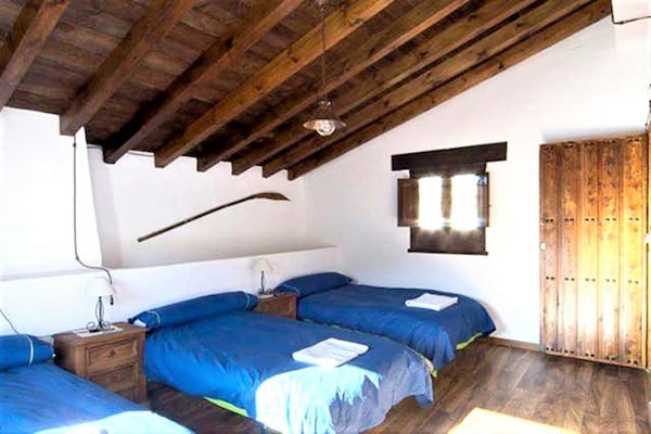 Foto van Cottage in Andalusië bij Sierras Subbéticas - Vakantiehuis in Andalucía - BedRoom