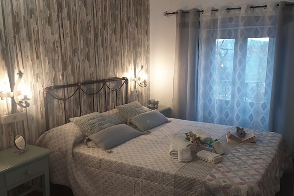 Foto van Boerderij bij Iznajar Meer - Vakantiehuis in Fuentes de Cesna - BedRoom