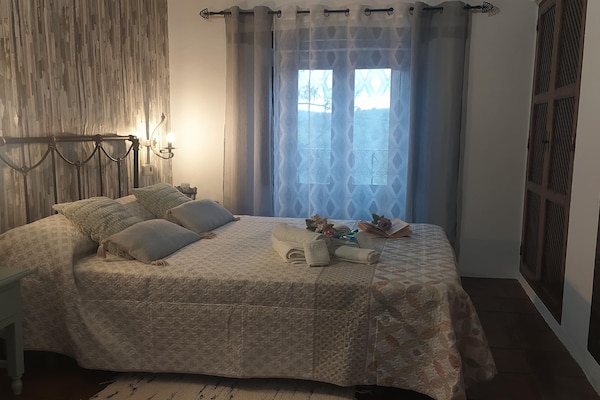 Foto van Boerderij bij Iznajar Meer - Vakantiehuis in Fuentes de Cesna - BedRoom