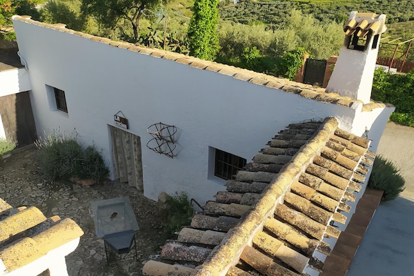 Foto van Boerderij bij Iznajar Meer - Vakantiehuis in Fuentes de Cesna - ExteriorSummer