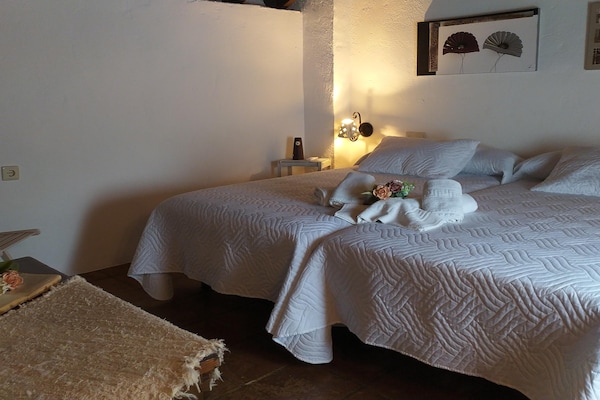 Foto van Charmante boerderijretraite - Vakantiehuis in Fuentes de Cesna - BedRoom