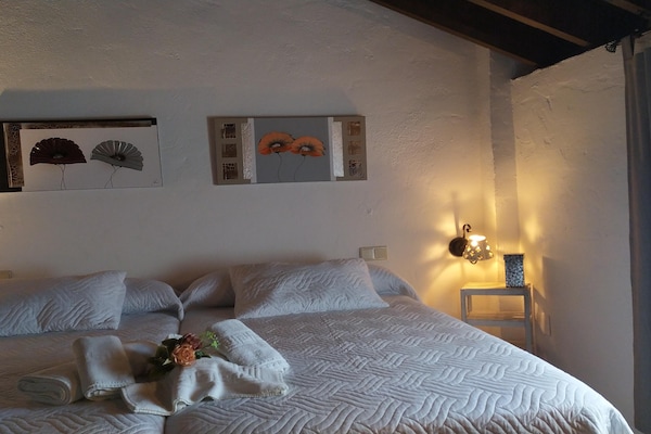 Foto van Charmante boerderijretraite - Vakantiehuis in Fuentes de Cesna - BedRoom