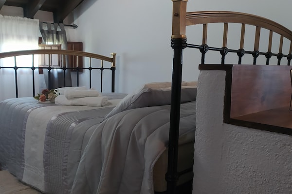 Foto van Charmante boerderijretraite - Vakantiehuis in Fuentes de Cesna - BedRoom