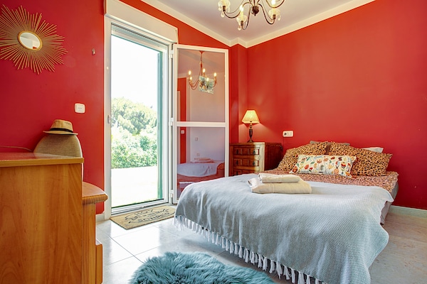 Foto van Villa in Salobrena bij Tropisch Zwembad & Strand - Vakantiehuis in Salobreña - BedRoom