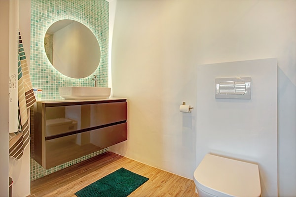 Foto van Villa in Salobrena bij Tropisch Zwembad & Strand - Vakantiehuis in Salobreña - BathRoom