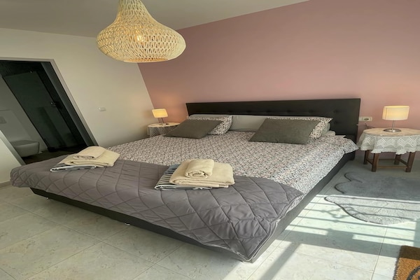 Foto van Villa in Salobrena bij Tropisch Zwembad & Strand - Vakantiehuis in Salobreña - BedRoom