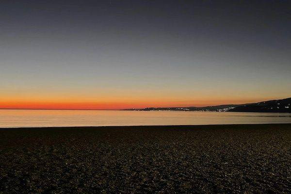 Foto van Villa in Salobrena bij Tropisch Zwembad & Strand - Vakantiehuis in Salobreña - AreaSummer5KM