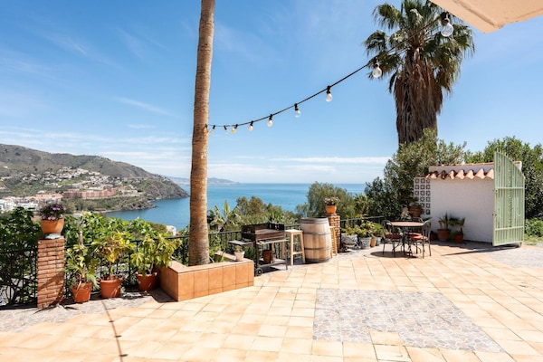 Foto van Faro's Sun Beach Villa in Almuñecar - Vakantiehuis in Almuñécar - TerraceBalcony