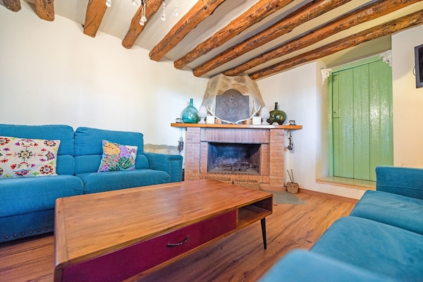 Foto van Vakantiehuis Fraga met privézwembad - Vakantiehuis in Fraga - LivingRoom