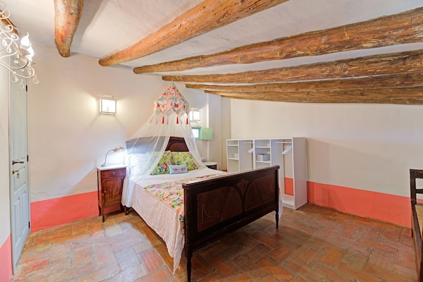 Foto van Vakantiehuis Fraga met privézwembad - Vakantiehuis in Fraga - BedRoom