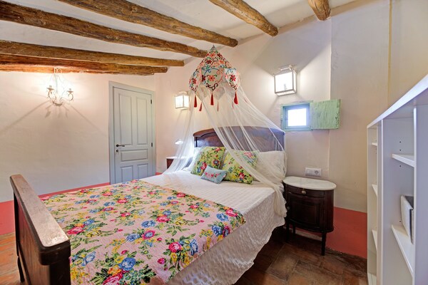 Foto van Vakantiehuis Fraga met privézwembad - Vakantiehuis in Fraga - BedRoom