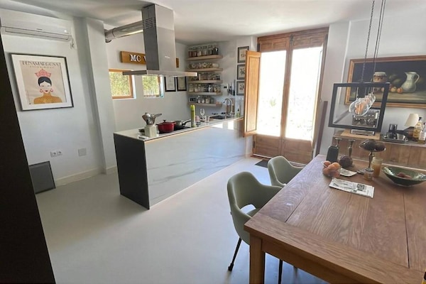 Foto van Villa met 5 slaapkamers, zwembad, Swimjet en Jacuzzi - Kitchen