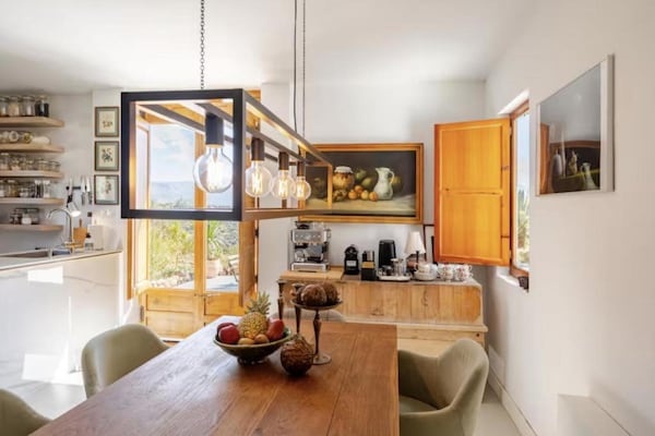 Foto van Villa met 5 slaapkamers, zwembad, Swimjet en Jacuzzi - Kitchen