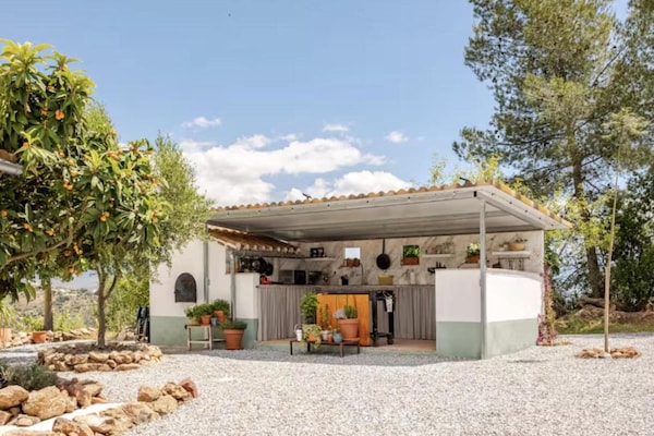 Foto van Villa met 5 slaapkamers, zwembad, Swimjet en Jacuzzi - Kitchen