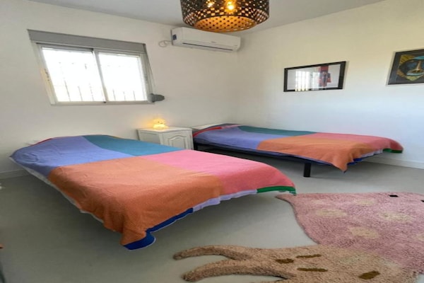 Foto van Villa met 5 slaapkamers, zwembad, Swimjet en Jacuzzi - BedRoom