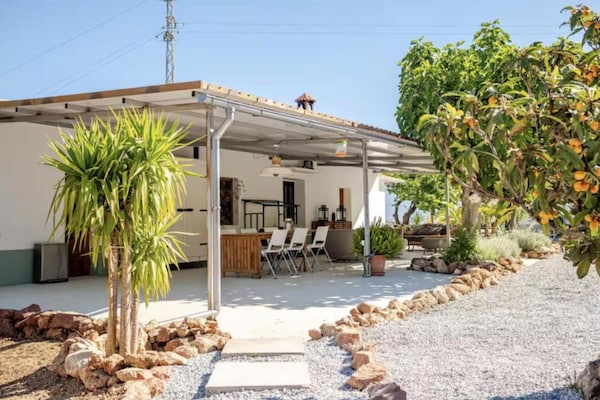 Foto van Villa met 5 slaapkamers, zwembad, Swimjet en Jacuzzi - TerraceBalcony