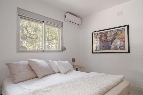 Foto van Villa met 5 slaapkamers, zwembad, Swimjet en Jacuzzi - BedRoom