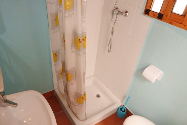 Foto van Cottage bij El Torcal natuurgebied - Vakantiehuis in Málaga - BathRoom