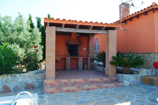Foto van Villa in Andalusië met prachtig uitzicht - Vakantiehuis in Villanueva de la Concepción - Facilities