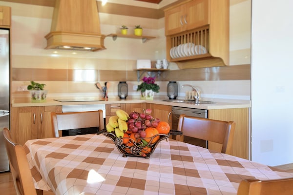 Foto van Verblijf op het Andalusische platteland - Vakantiehuis in Villanueva de la Concepción - DiningRoom