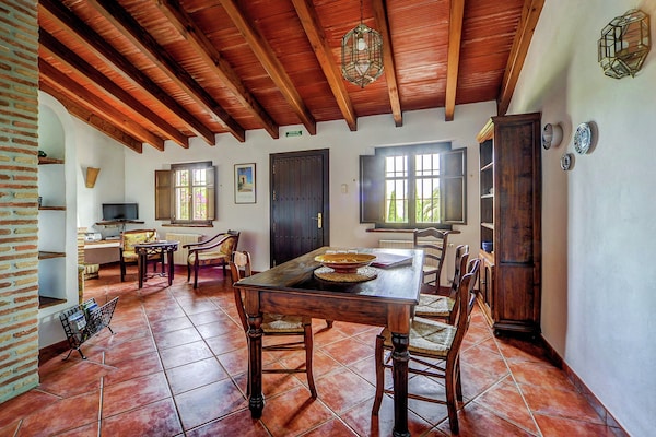 Foto van Vakantiehuis bij El Torcal Villanueva - Vakantiehuis in Antequera - LivingRoom