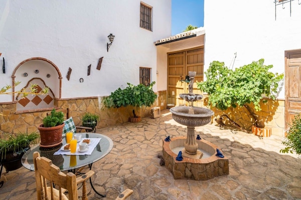 Foto van Vakantiehuis in Archidona met privézwembad - Vakantiehuis in Archidona - TerraceBalcony