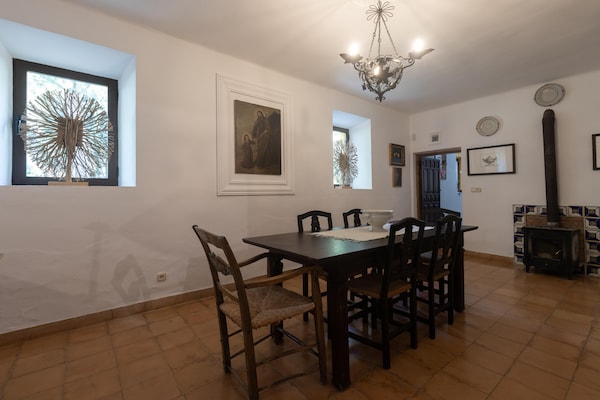 Foto van Boerderij met zwembad in Andalusië - Vakantiehuis in Bobadilla - Antequera - DiningRoom