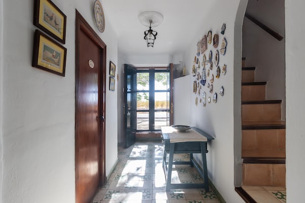 Foto van Boerderij met zwembad in Andalusië - Vakantiehuis in Bobadilla - Antequera - Landing