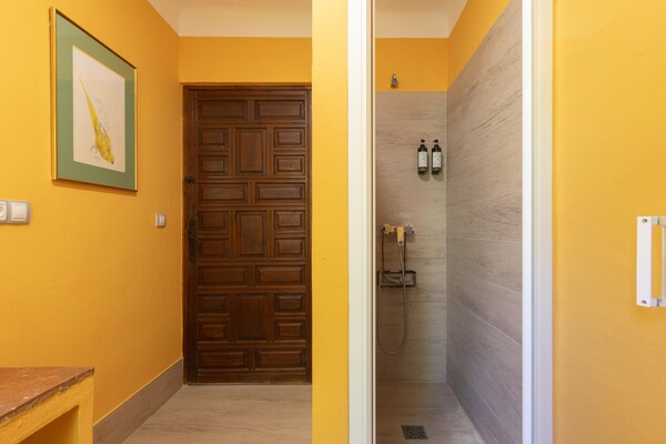Foto van Boerderij met zwembad in Andalusië - Vakantiehuis in Bobadilla - Antequera - BathRoom