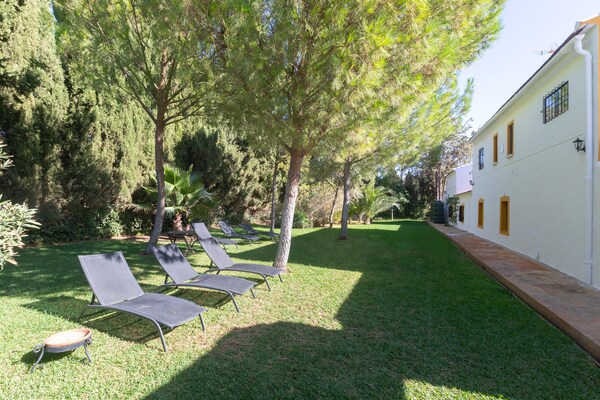 Foto van Boerderij met zwembad in Andalusië - Vakantiehuis in Bobadilla - Antequera - GardenSummer