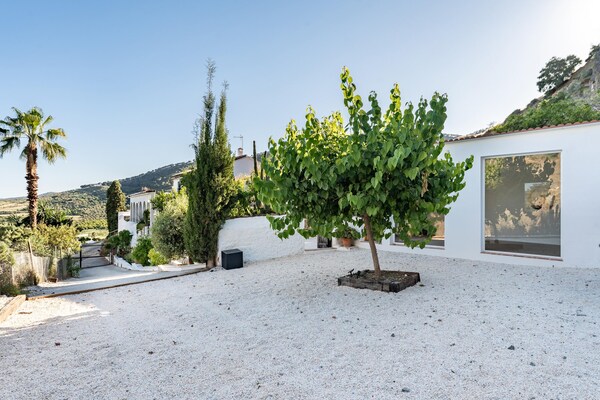 Foto van Ontspanningsretraite in het hart van de natuur - Vakantiehuis in Malaga - ExteriorSummer