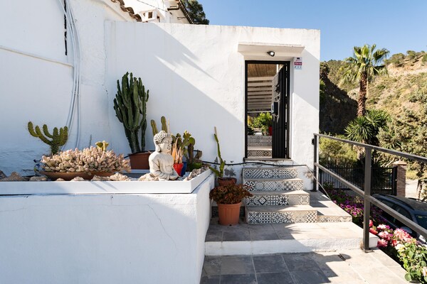Foto van Ontspanningsretraite in het hart van de natuur - Vakantiehuis in Malaga - ViewSummer