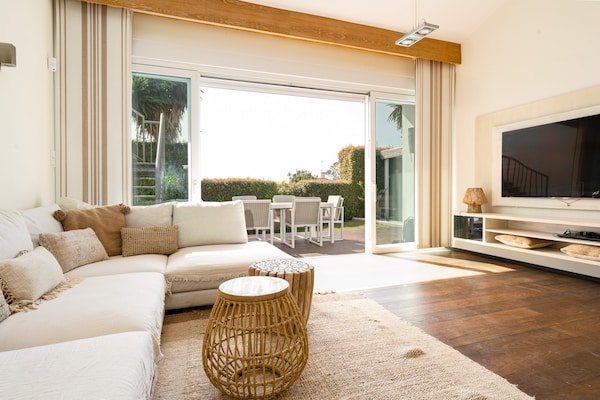Foto van Villa in Marbella bij Strand - Vakantiehuis in Marbella - LivingRoom