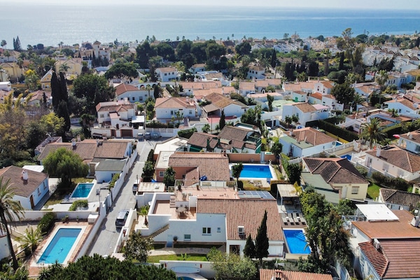 Foto van Villa in Marbella bij Strand - Vakantiehuis in Marbella - Outdoor