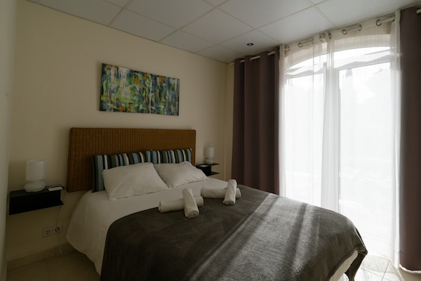 Foto van Villa in Marbella met privézwembad en strand - Vakantiehuis in Marbella - BedRoom