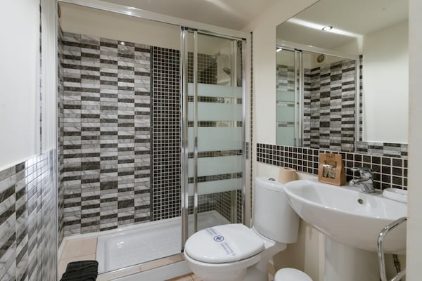 Foto van Villa in Marbella met privézwembad en strand - Vakantiehuis in Marbella - BathRoom