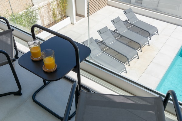 Foto van Modern villa-verblijf in Mijas Costa - Vakantiehuis in Mijas Costa - TerraceBalcony
