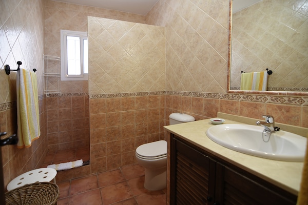 Foto van Villa in Mijas met privézwembad - Vakantiehuis in Mijas - BathRoom