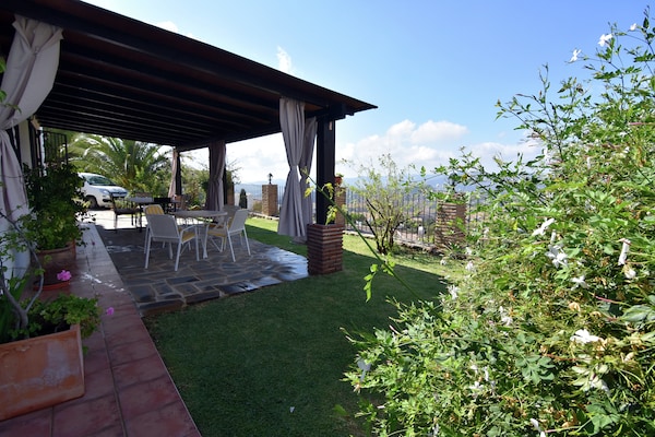 Foto van Villa in Mijas met privézwembad - Vakantiehuis in Mijas - TerraceBalcony