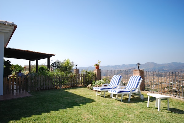 Foto van Villa in Mijas met privézwembad - Vakantiehuis in Mijas - GardenSummer