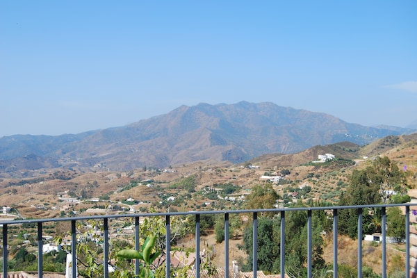 Foto van Villa in Mijas met privézwembad - Vakantiehuis in Mijas - ViewSummer