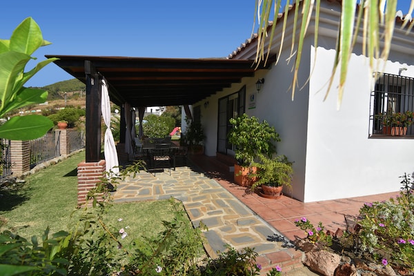 Foto van Villa in Mijas met privézwembad - Vakantiehuis in Mijas - ExteriorSummer
