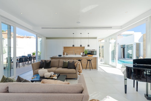 Foto van Luxe villa in Mijas Costa - Vakantiehuis in Mijas Costa - LivingRoom