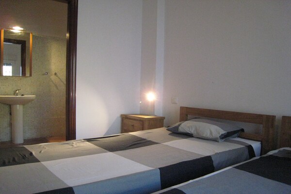 Foto van Villaverblijf met zeezicht - Vakantiehuis in Arenas - BedRoom