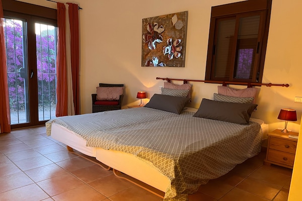 Foto van Villa op de heuvel Torre del Mar - Vakantiehuis in Arenas - BedRoom