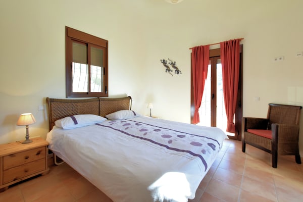 Foto van Villa op de heuvel Torre del Mar - Vakantiehuis in Arenas - BedRoom