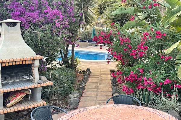 Foto van Villa op de heuvel Torre del Mar - Vakantiehuis in Arenas - GardenSummer